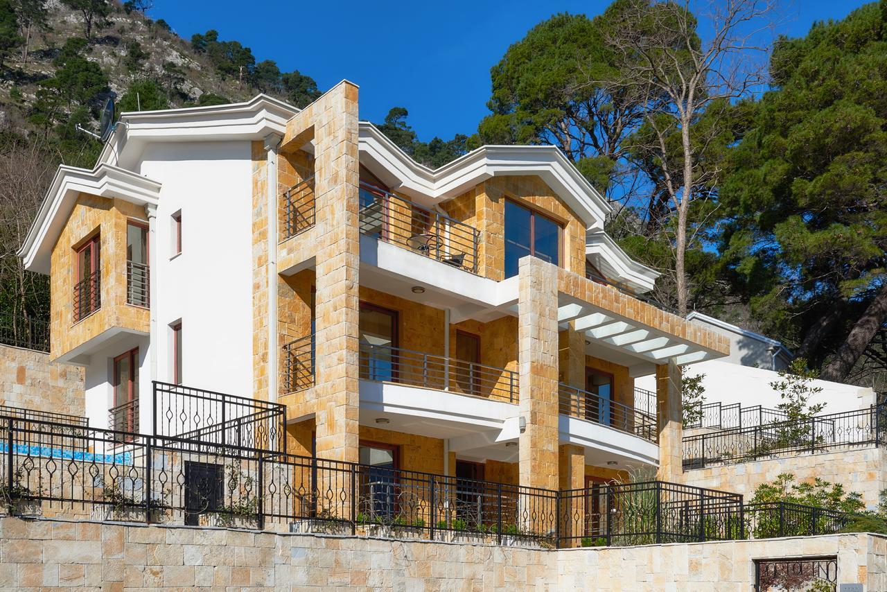 Apartments Residence Portofino โกตอร์ ภายนอก รูปภาพ
